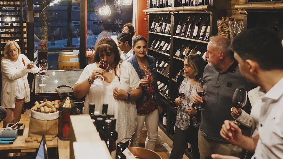 La Noche de las Vinotecas